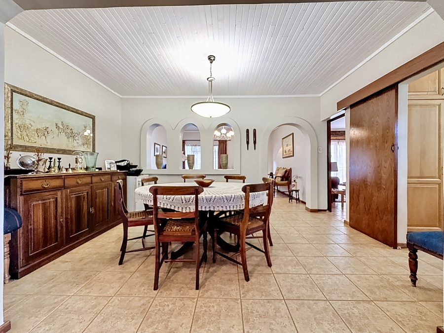 4 Bedroom Property for Sale in Faerie Glen Gauteng