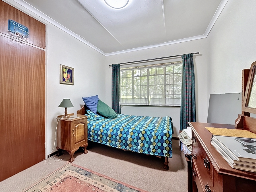 4 Bedroom Property for Sale in Faerie Glen Gauteng