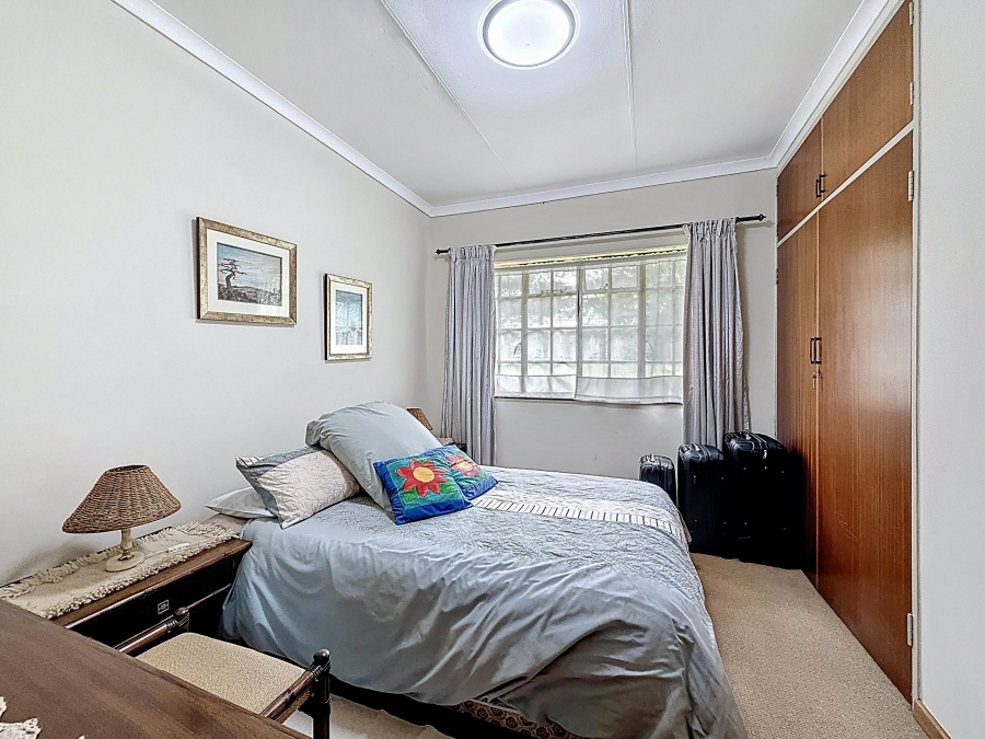 4 Bedroom Property for Sale in Faerie Glen Gauteng