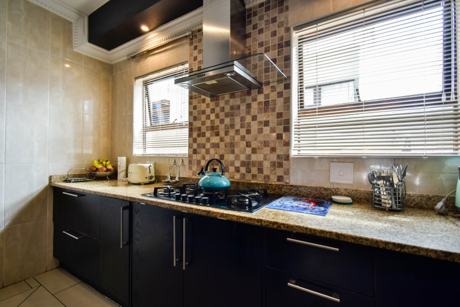 5 Bedroom Property for Sale in Willow Acres Gauteng