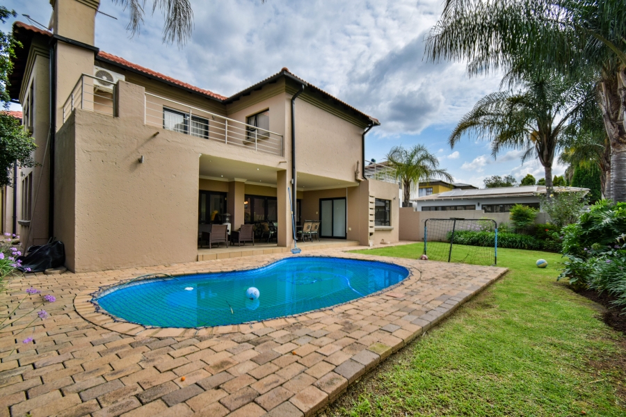 5 Bedroom Property for Sale in Willow Acres Gauteng