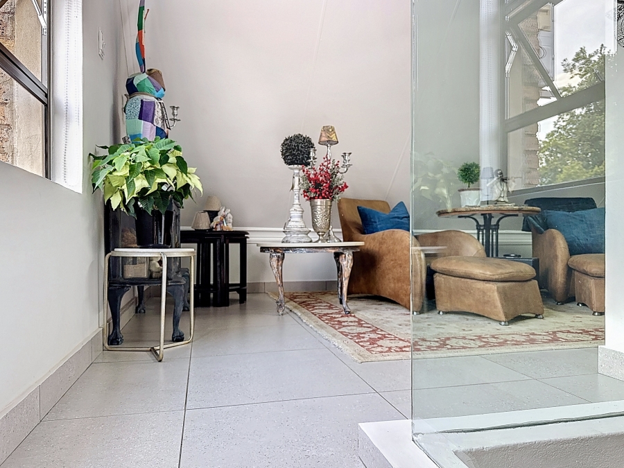 4 Bedroom Property for Sale in Faerie Glen Gauteng