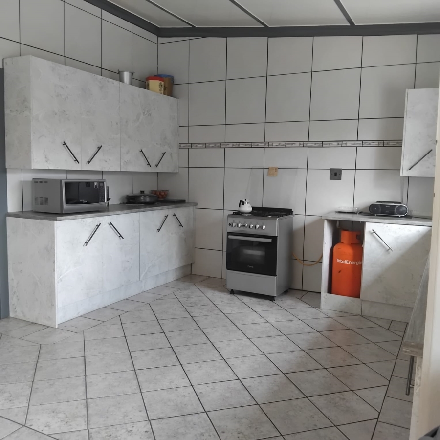 4 Bedroom Property for Sale in Homelake Gauteng