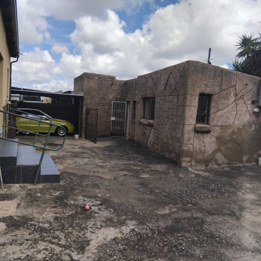 4 Bedroom Property for Sale in Homelake Gauteng