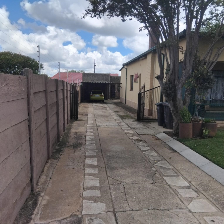 4 Bedroom Property for Sale in Homelake Gauteng