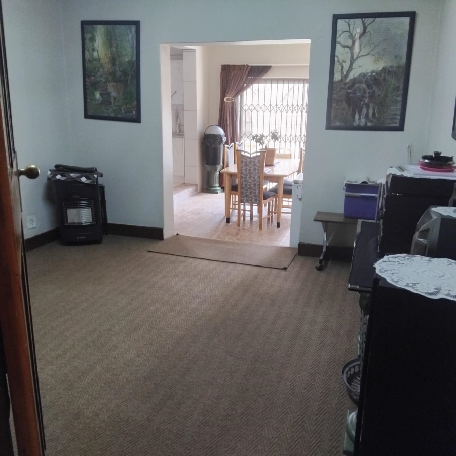 4 Bedroom Property for Sale in Homelake Gauteng