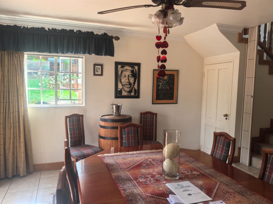 4 Bedroom Property for Sale in Roodekrans Gauteng