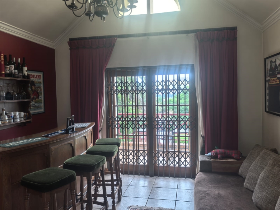 4 Bedroom Property for Sale in Roodekrans Gauteng