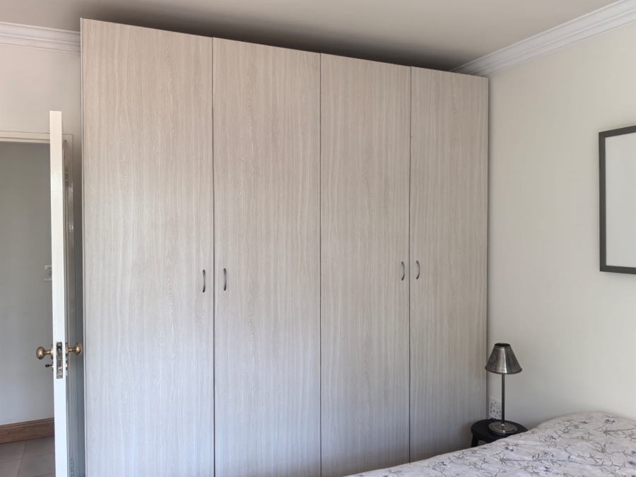 4 Bedroom Property for Sale in Roodekrans Gauteng