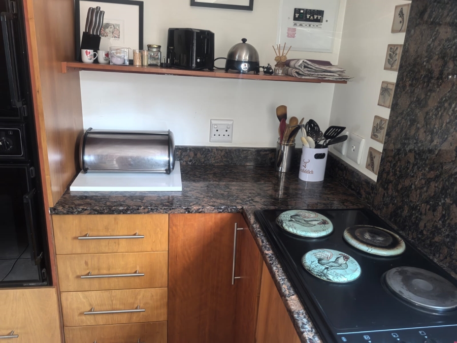 4 Bedroom Property for Sale in Roodekrans Gauteng