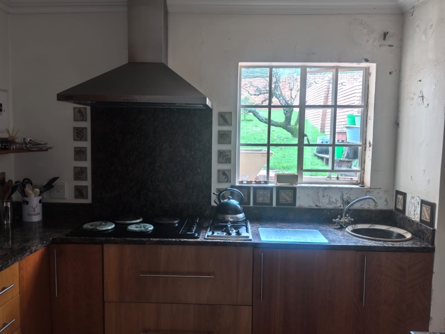 4 Bedroom Property for Sale in Roodekrans Gauteng