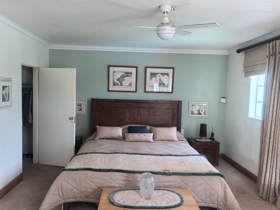 4 Bedroom Property for Sale in Roodekrans Gauteng