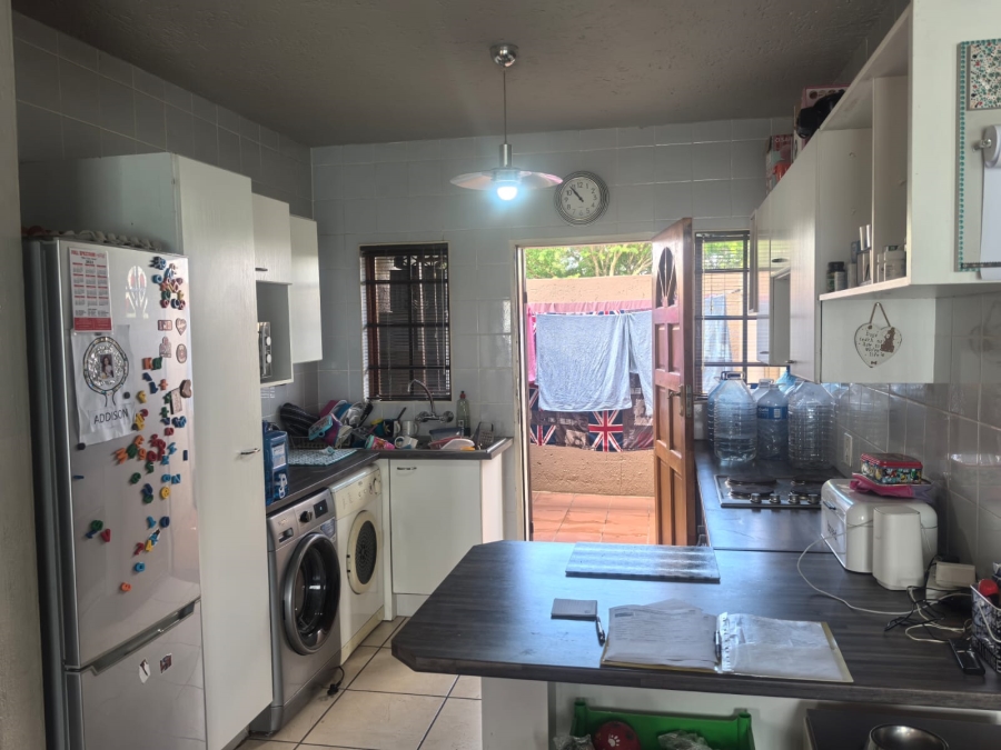 3 Bedroom Property for Sale in Helderkruin Gauteng