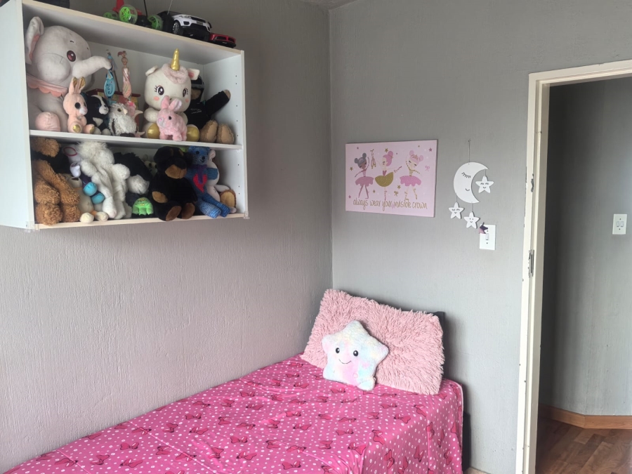 3 Bedroom Property for Sale in Helderkruin Gauteng