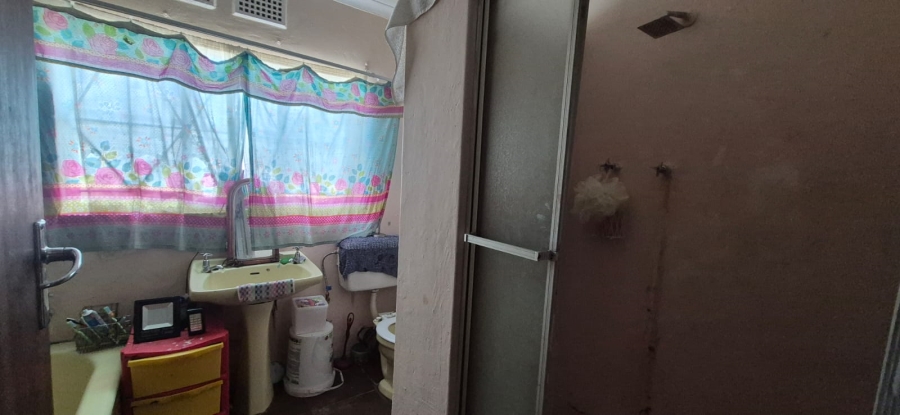 4 Bedroom Property for Sale in Randgate Gauteng