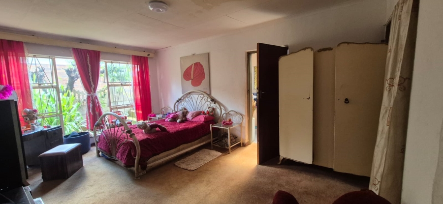 4 Bedroom Property for Sale in Randgate Gauteng