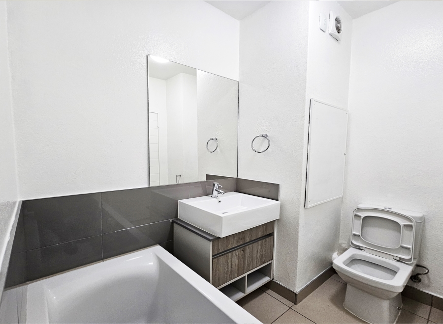 To Let 2 Bedroom Property for Rent in Morningside Gauteng