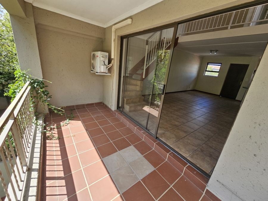 To Let 3 Bedroom Property for Rent in Craigavon Gauteng