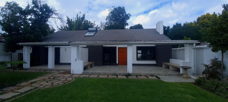 To Let 4 Bedroom Property for Rent in Parkmore Gauteng
