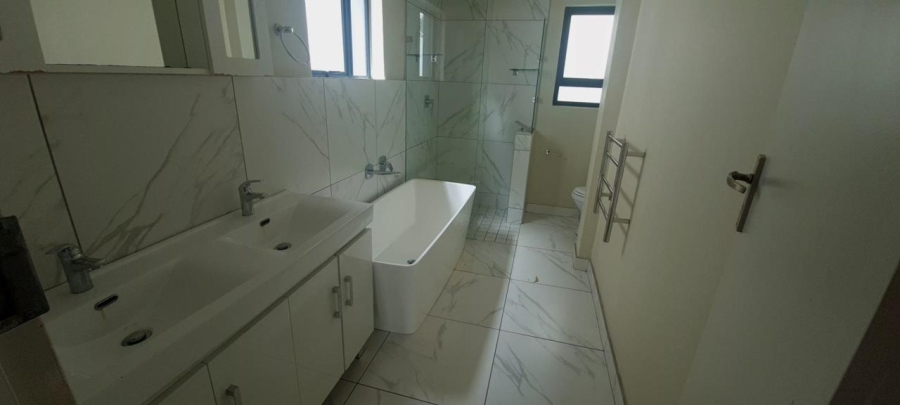 To Let 4 Bedroom Property for Rent in Parkmore Gauteng