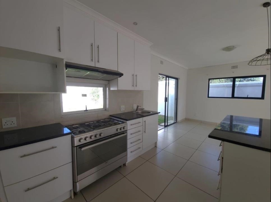 To Let 4 Bedroom Property for Rent in Parkmore Gauteng