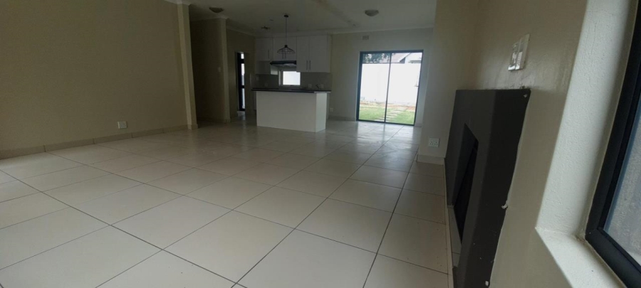 To Let 4 Bedroom Property for Rent in Parkmore Gauteng