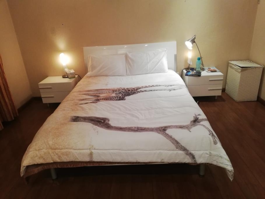 To Let 4 Bedroom Property for Rent in Parkmore Gauteng