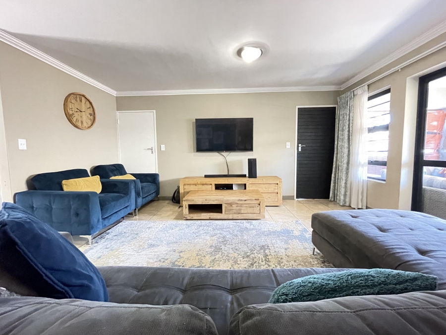 3 Bedroom Property for Sale in Amberfield Gauteng