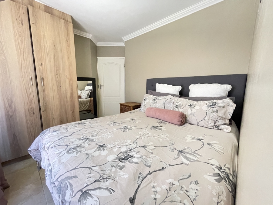 3 Bedroom Property for Sale in Amberfield Gauteng