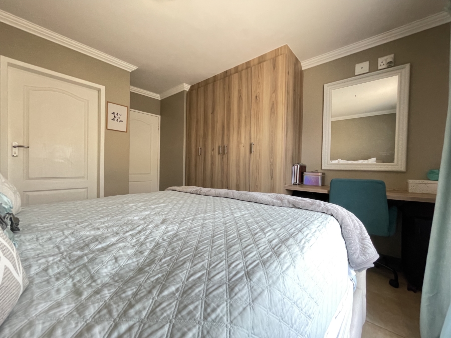 3 Bedroom Property for Sale in Amberfield Gauteng