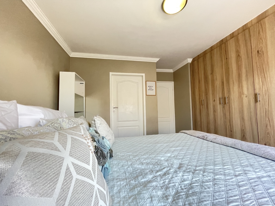 3 Bedroom Property for Sale in Amberfield Gauteng