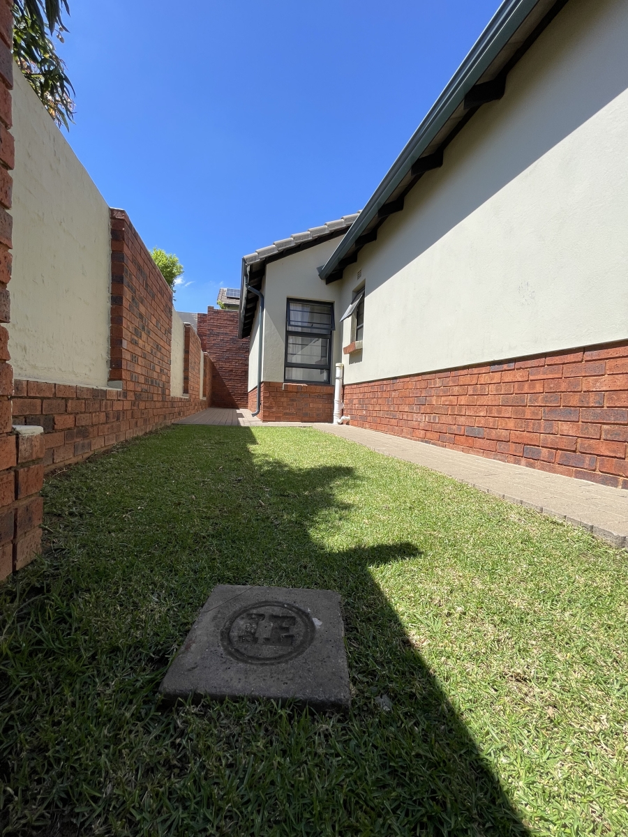 3 Bedroom Property for Sale in Amberfield Gauteng