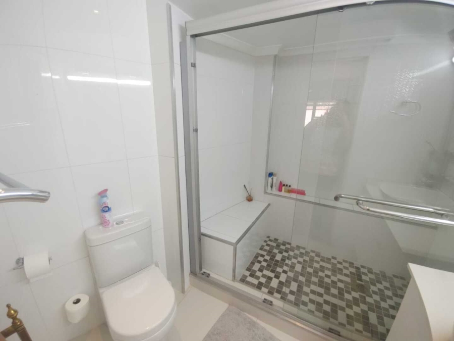 3 Bedroom Property for Sale in Peacehaven Gauteng