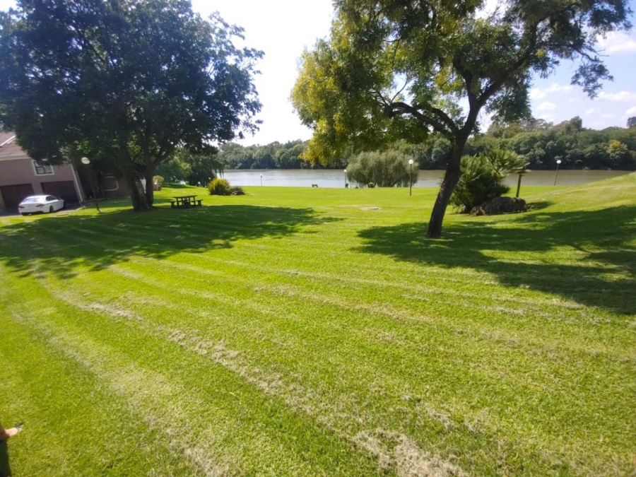 3 Bedroom Property for Sale in Peacehaven Gauteng