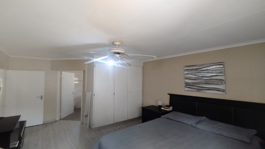 3 Bedroom Property for Sale in Vanderbijlpark SW 5 Gauteng