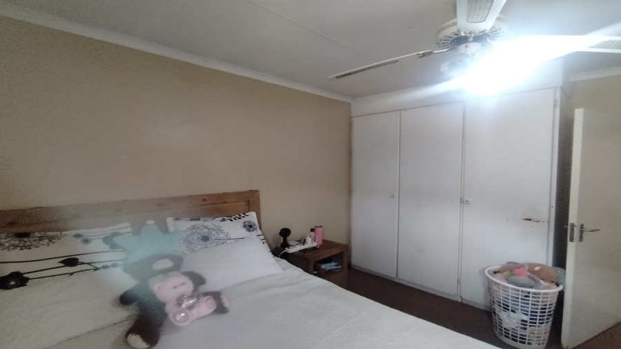 3 Bedroom Property for Sale in Vanderbijlpark SW 5 Gauteng