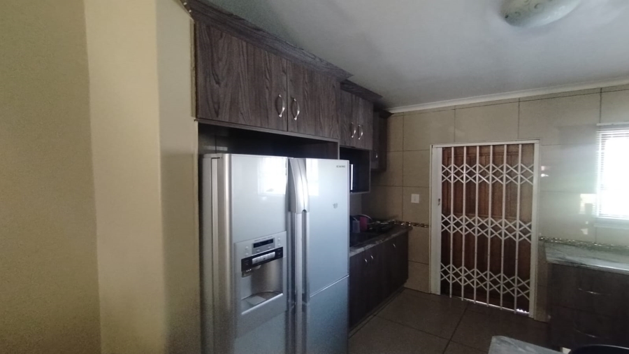 3 Bedroom Property for Sale in Vanderbijlpark SW 5 Gauteng