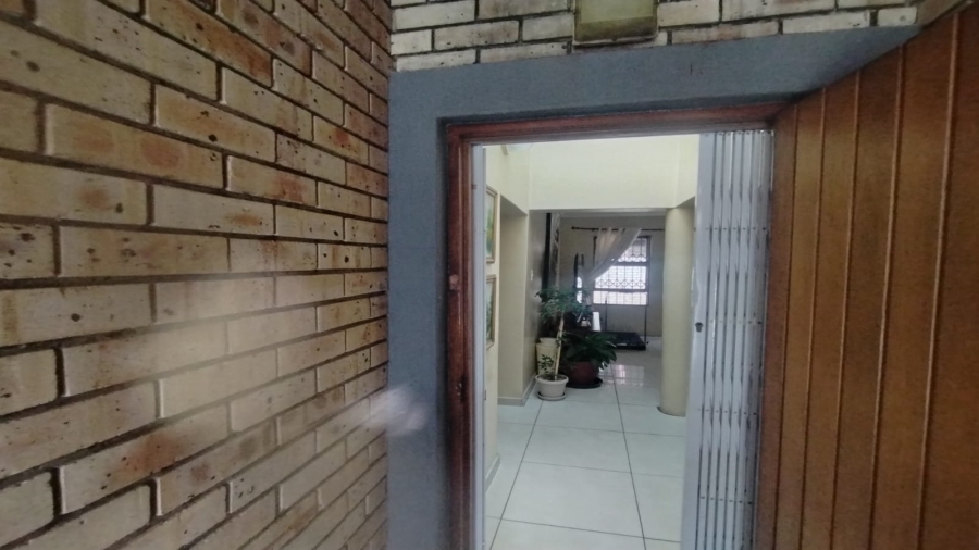 3 Bedroom Property for Sale in Vanderbijlpark SW 5 Gauteng