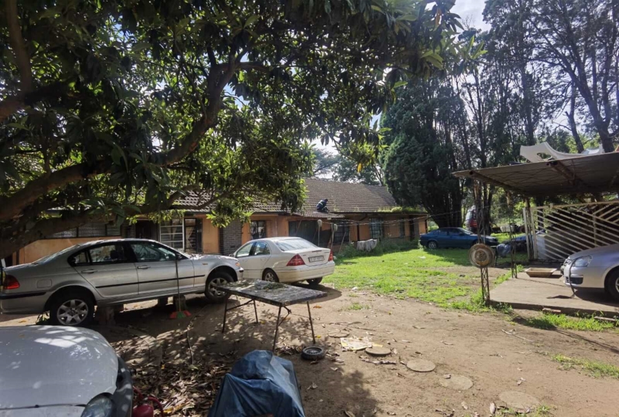 4 Bedroom Property for Sale in Unitas Park Gauteng