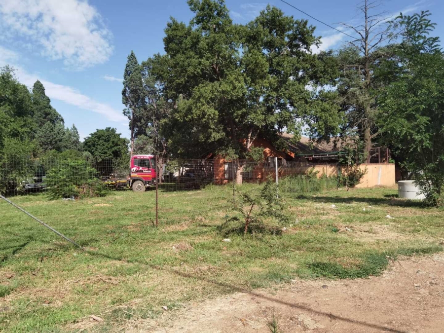 4 Bedroom Property for Sale in Unitas Park Gauteng