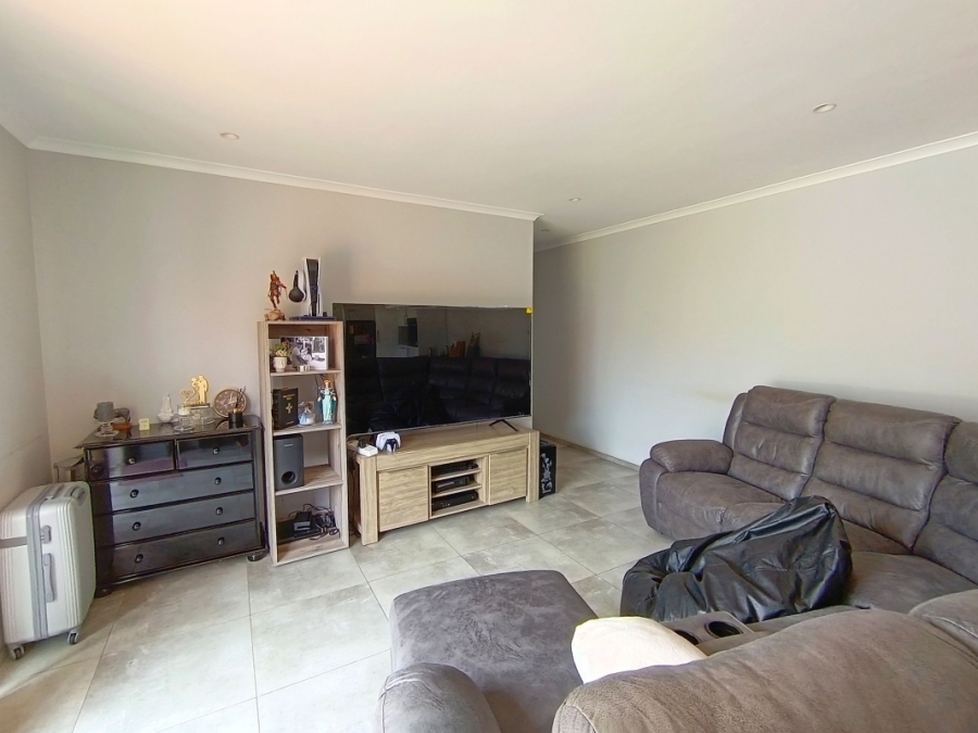3 Bedroom Property for Sale in Sunnyridge Gauteng