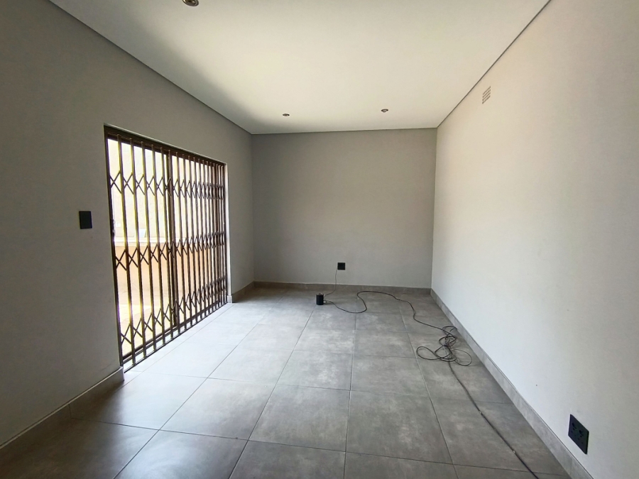 3 Bedroom Property for Sale in Sunnyridge Gauteng