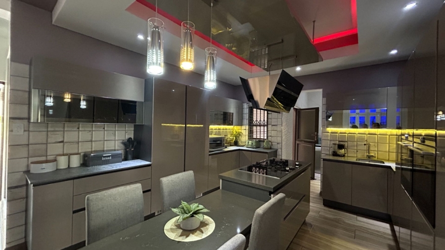 4 Bedroom Property for Sale in Amandasig Gauteng