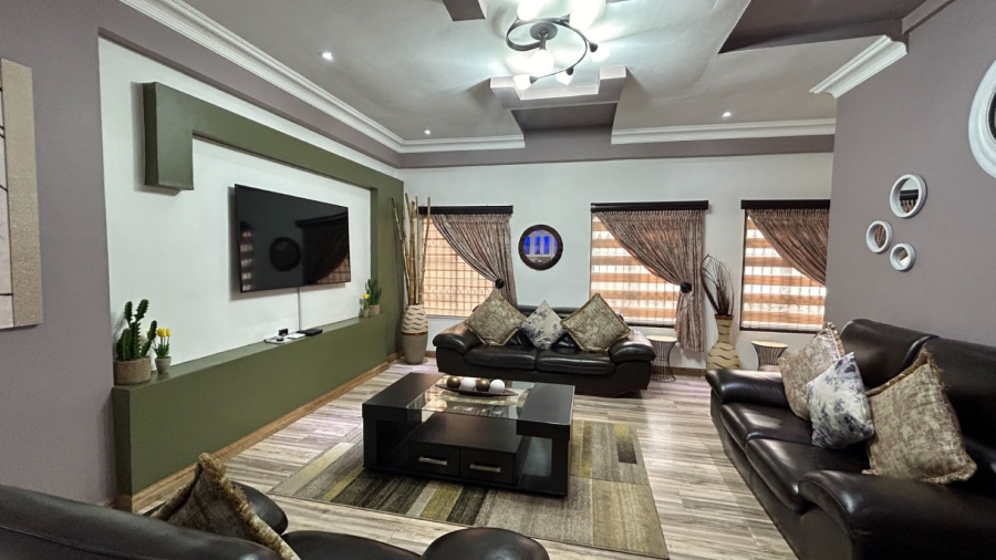 4 Bedroom Property for Sale in Amandasig Gauteng