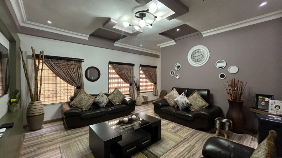 4 Bedroom Property for Sale in Amandasig Gauteng