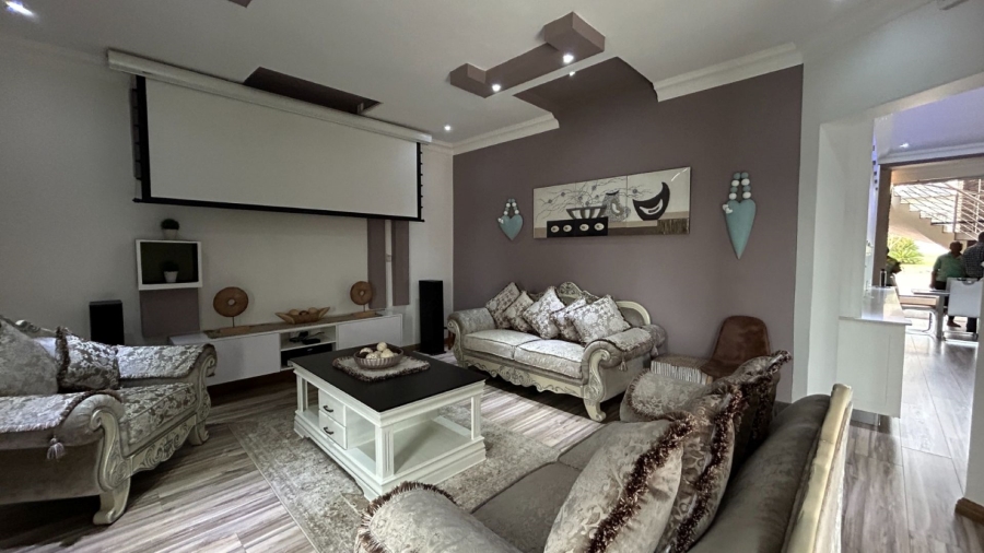 4 Bedroom Property for Sale in Amandasig Gauteng