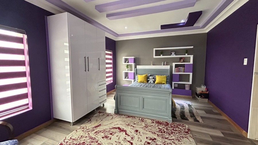 4 Bedroom Property for Sale in Amandasig Gauteng