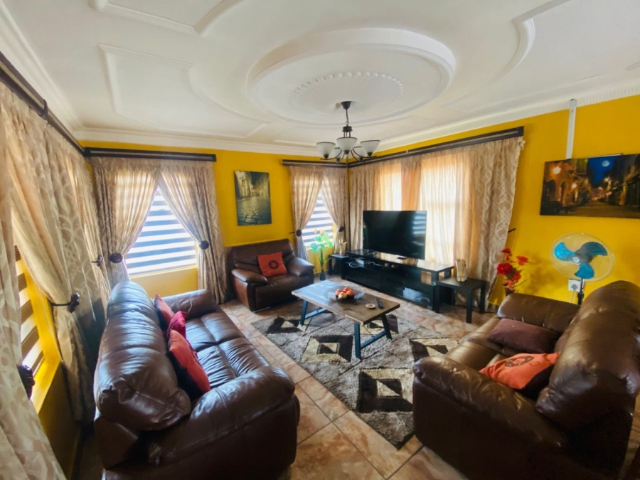 4 Bedroom Property for Sale in Kirkney Gauteng