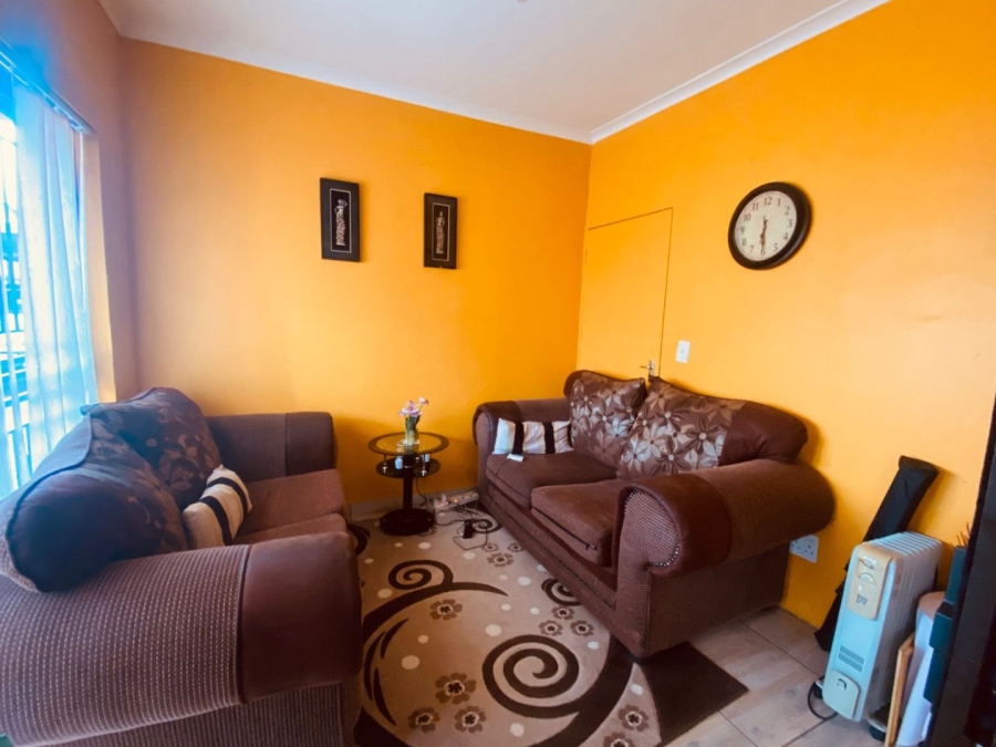 4 Bedroom Property for Sale in Kirkney Gauteng