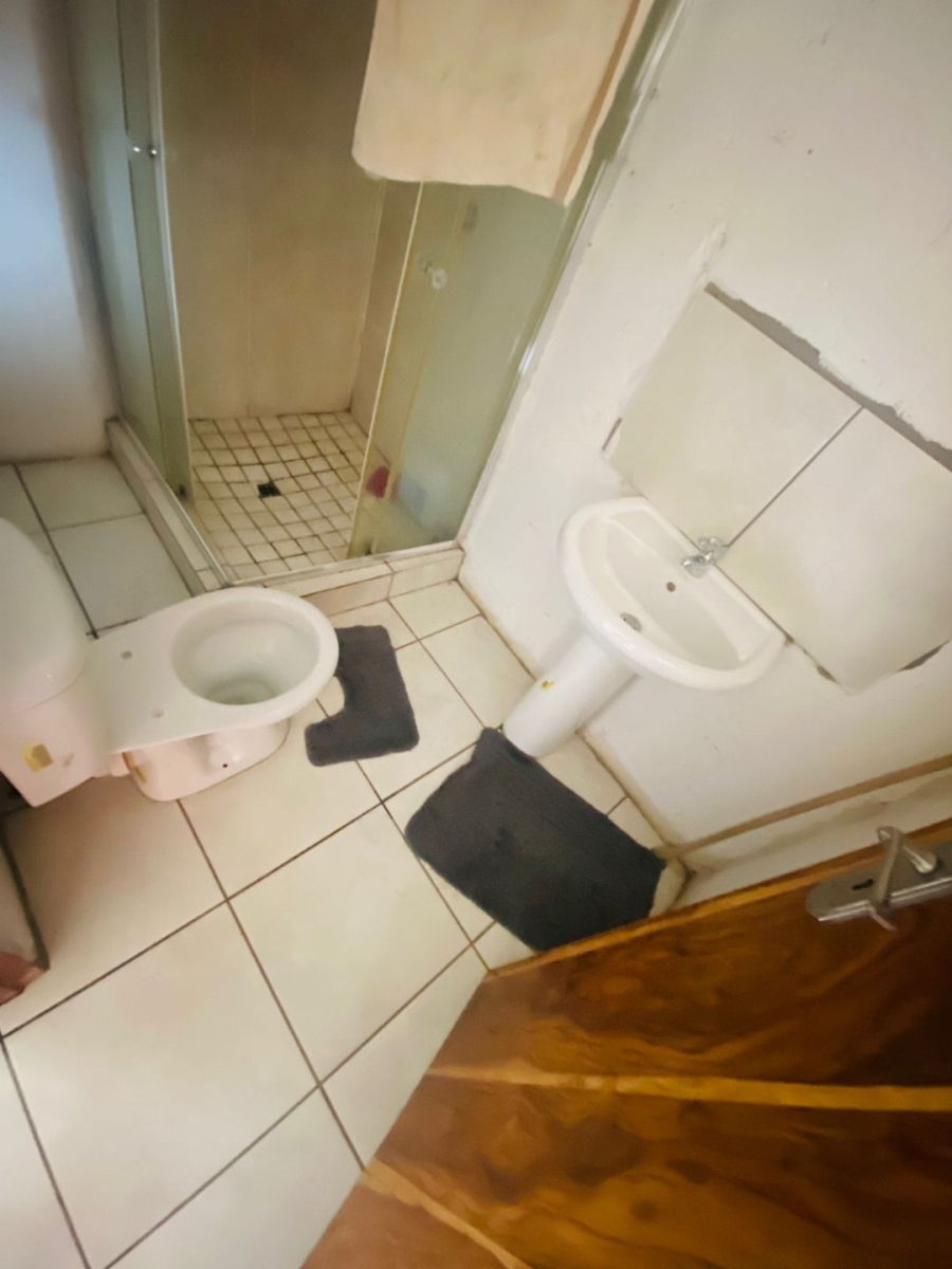 4 Bedroom Property for Sale in Kirkney Gauteng